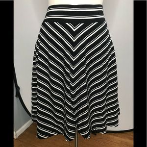 Loft skirt NWT sz S